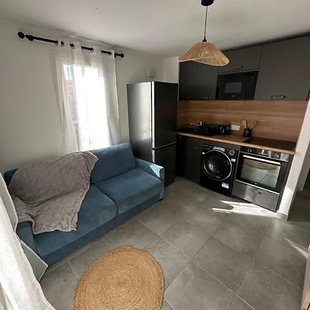 Luna Saint Cyprien Apartment *