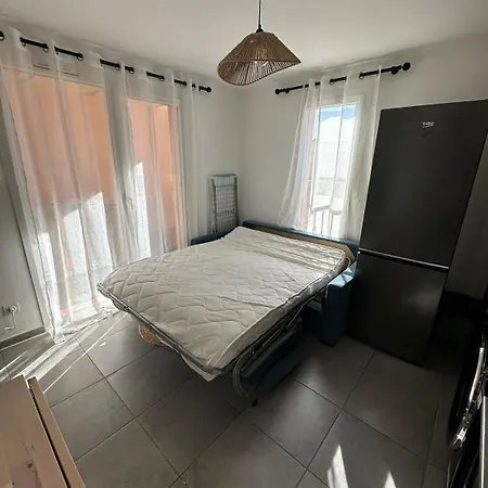 Luna Saint Cyprien Apartment *